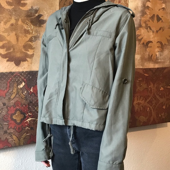 Forever 21 Jackets & Blazers - NWOT Forever 21 olive jacket
